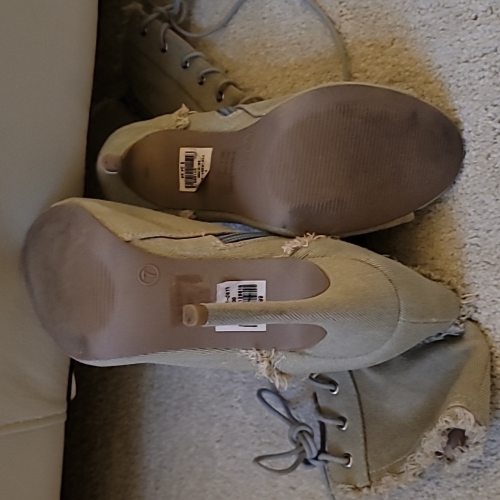 Booties - Picture 3 of 3